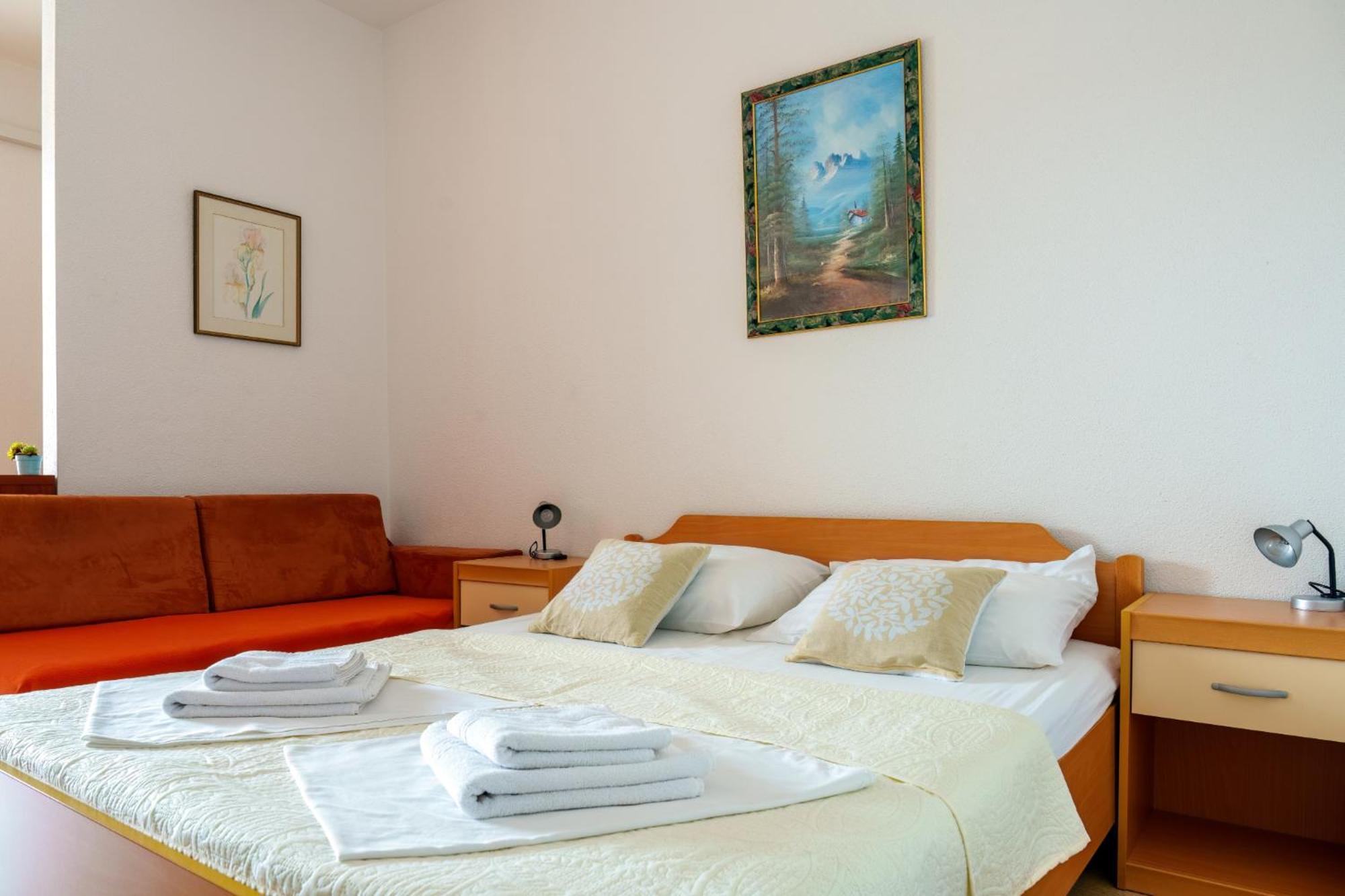 Studios Ruza Baška Voda Extérieur photo
