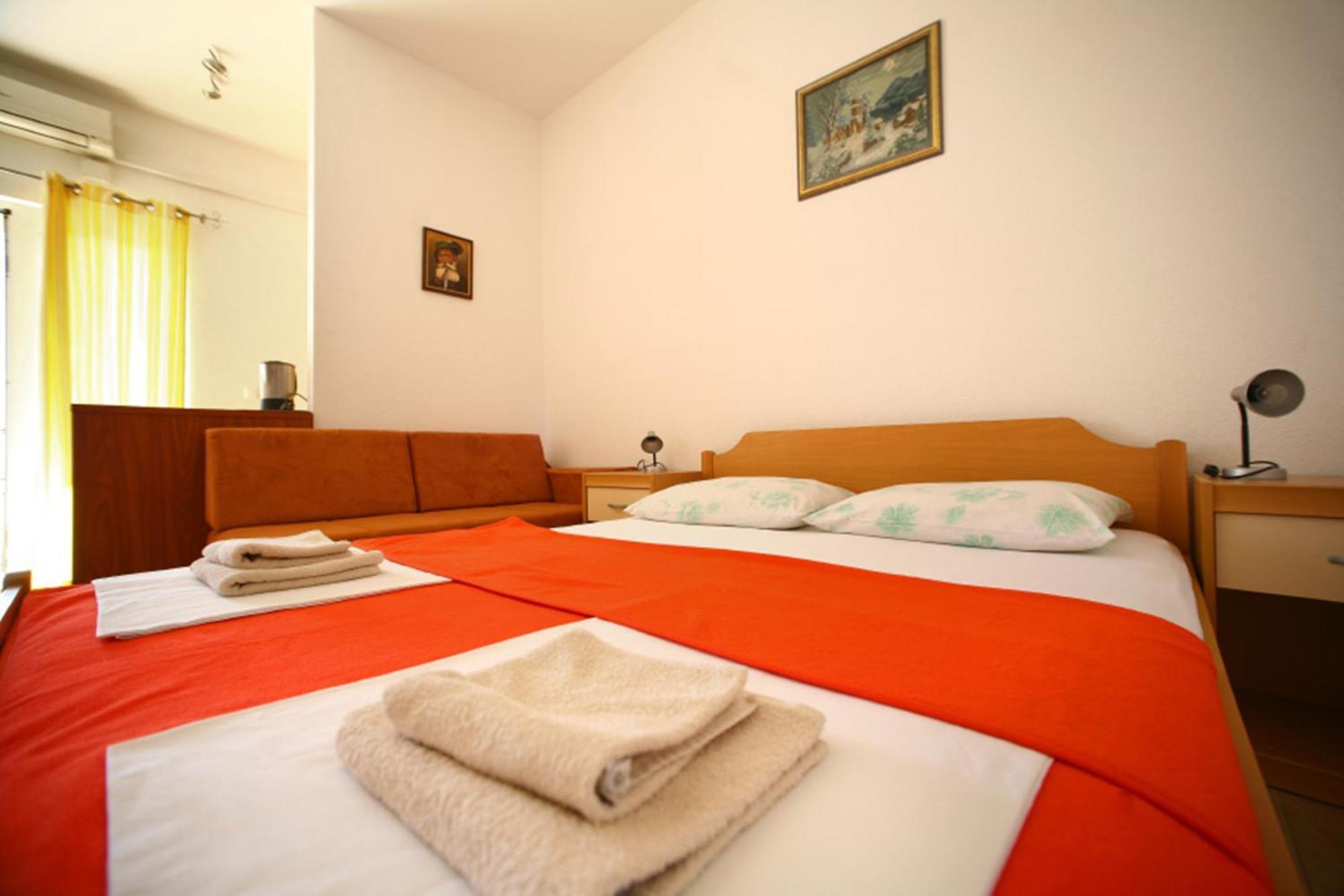 Studios Ruza Baška Voda Extérieur photo